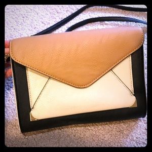Color block cross body purse